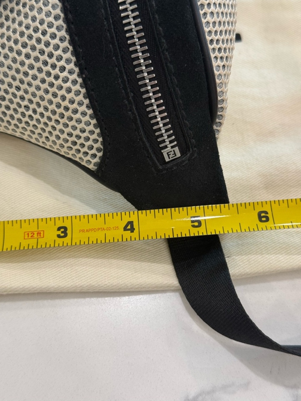 Fendi mesh nylon over FF signature logo Bum Bag crossbody adjustable strap - Picture 13 of 13